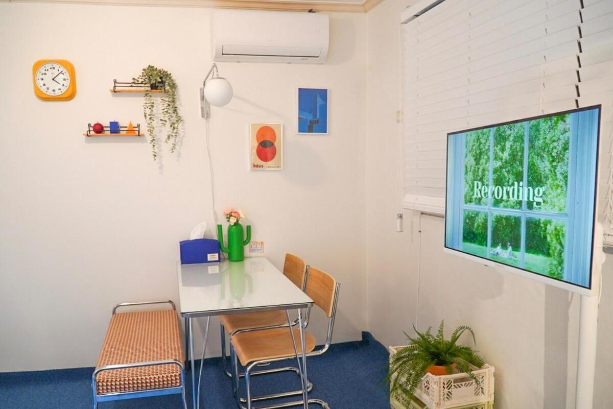 Villa Close And Good, Yeongdeungpo Orbit